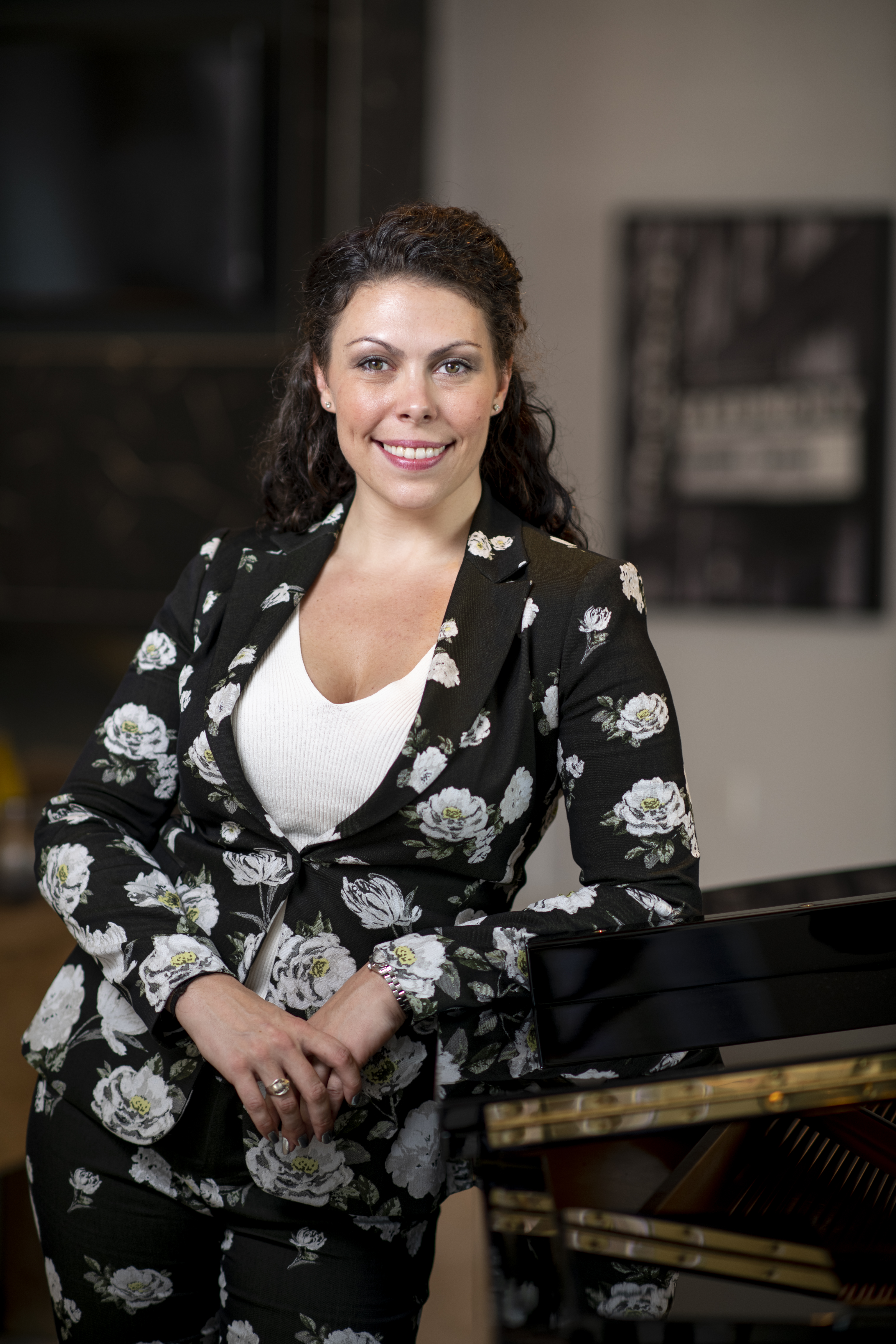 AbbeyMartinHeadshots 2020 32