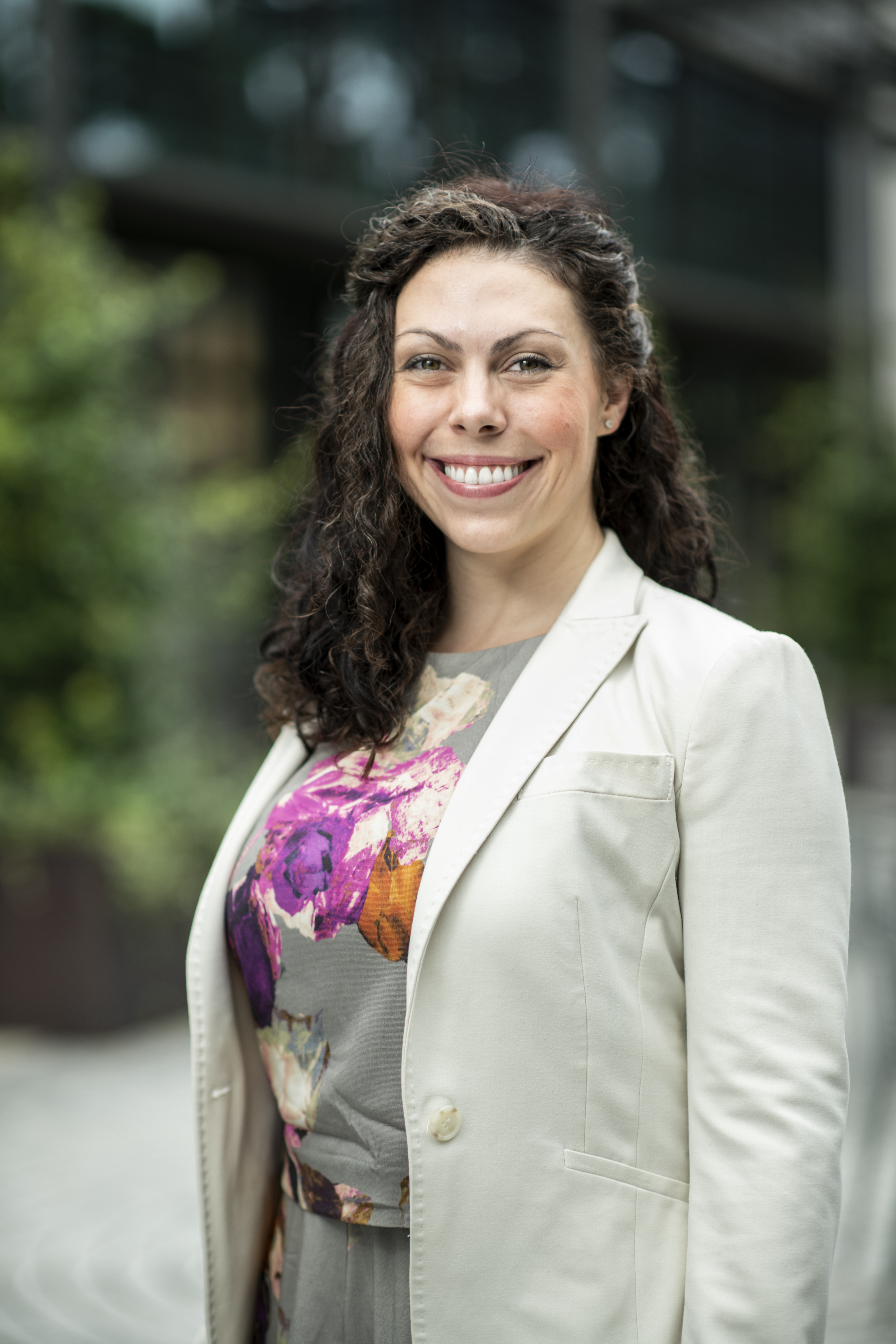 AbbeyMartinHeadshots 2020 07