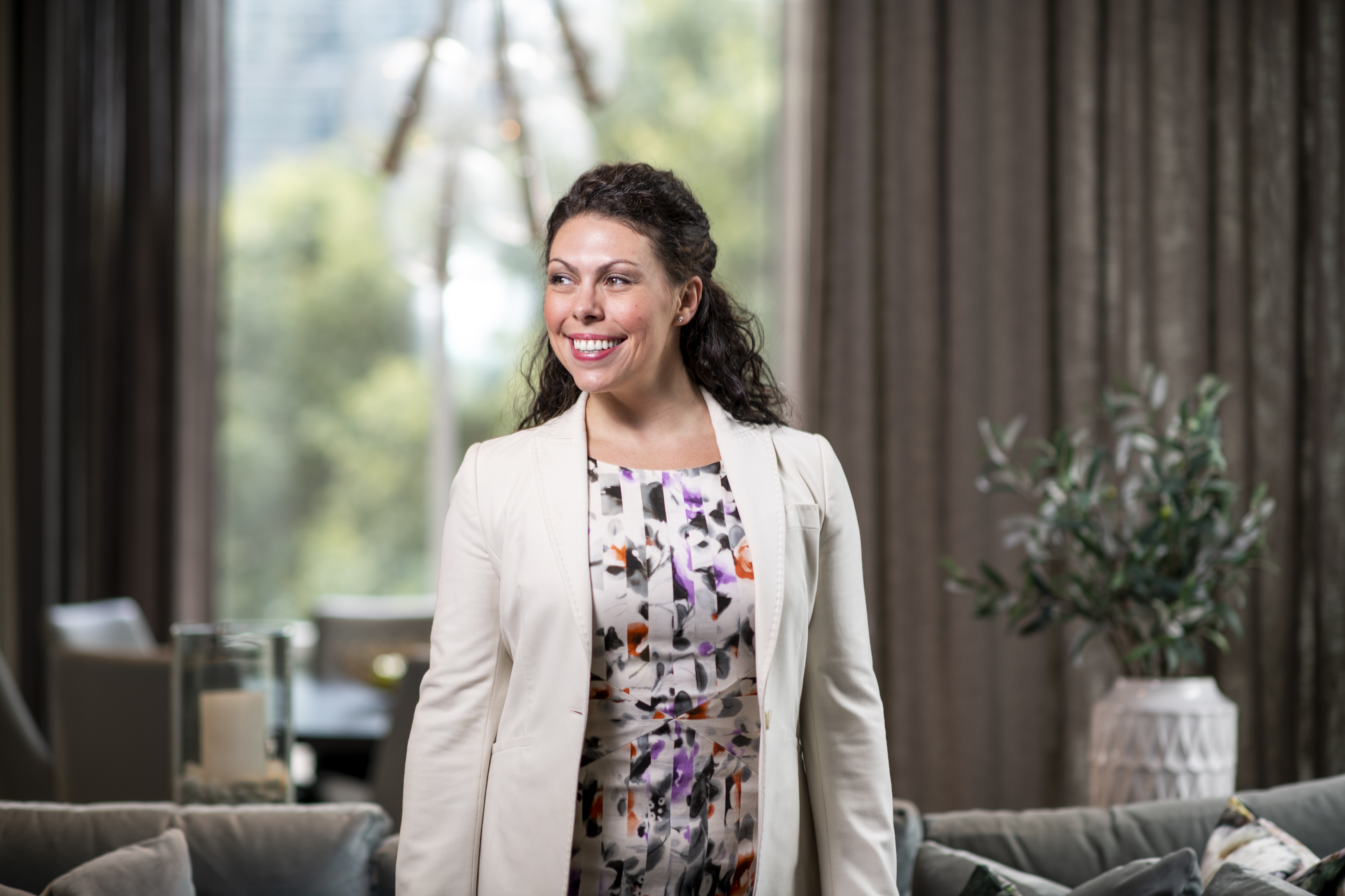 AbbeyMartinHeadshots 2020 44