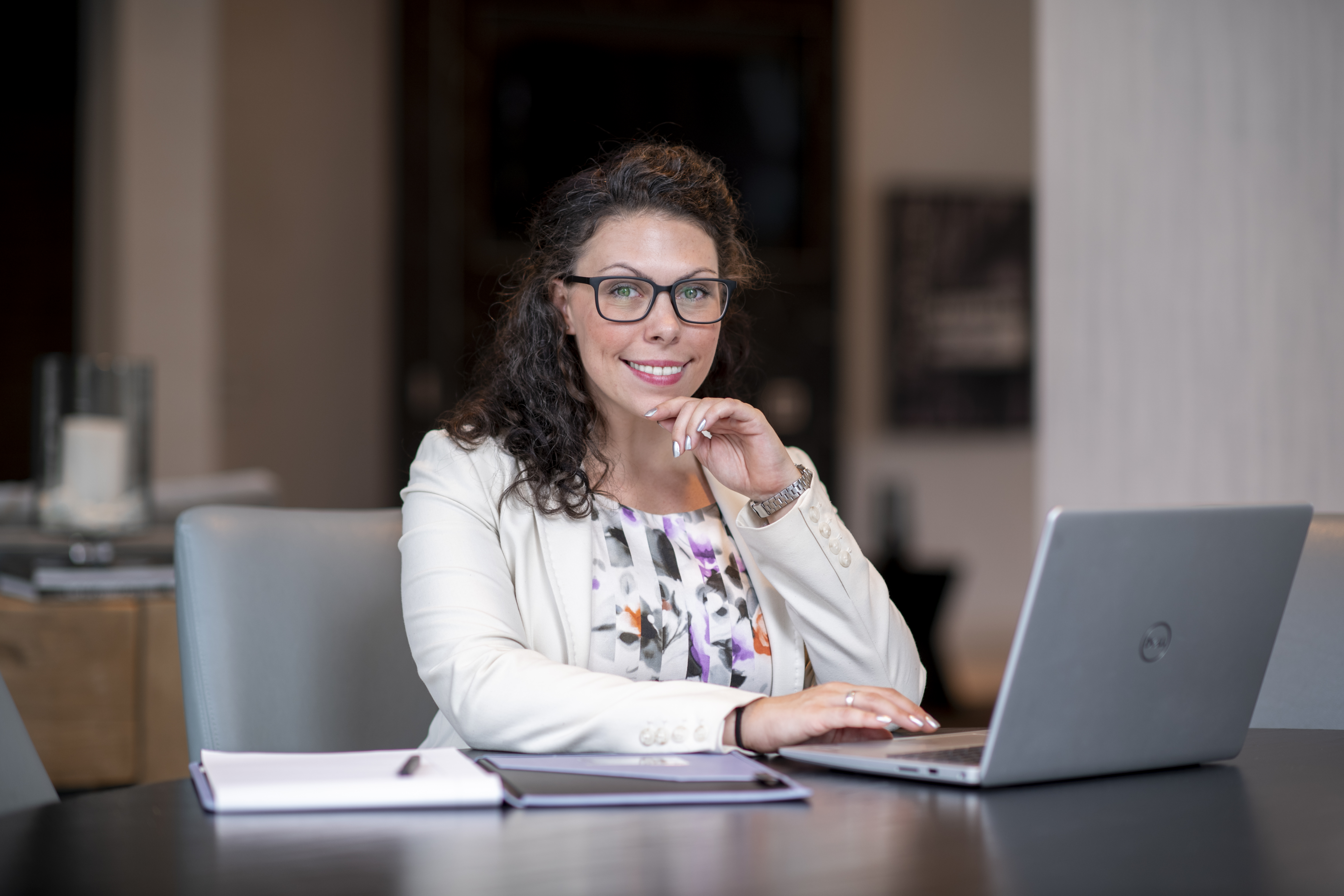 AbbeyMartinHeadshots 2020 52