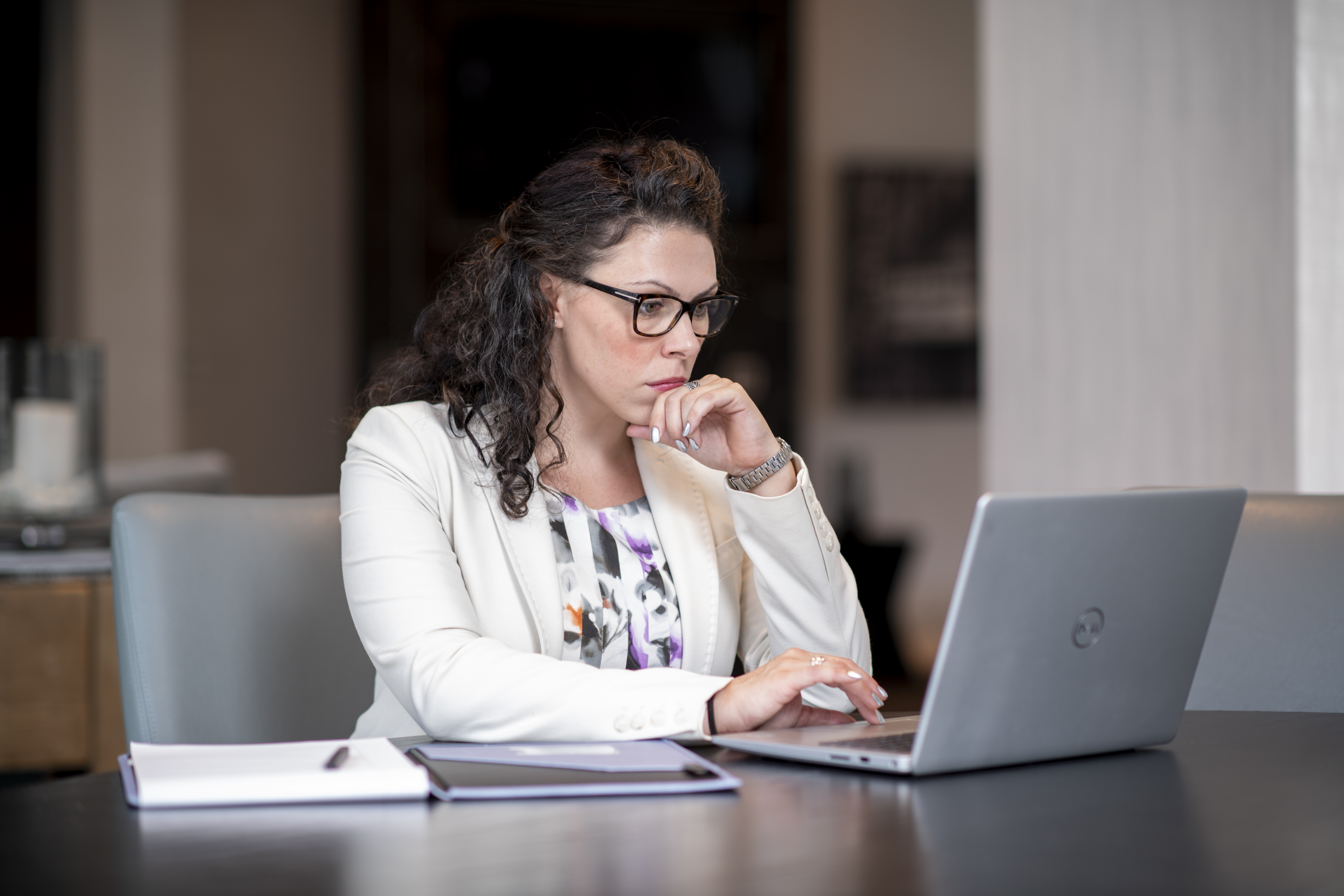 AbbeyMartinHeadshots 2020 49