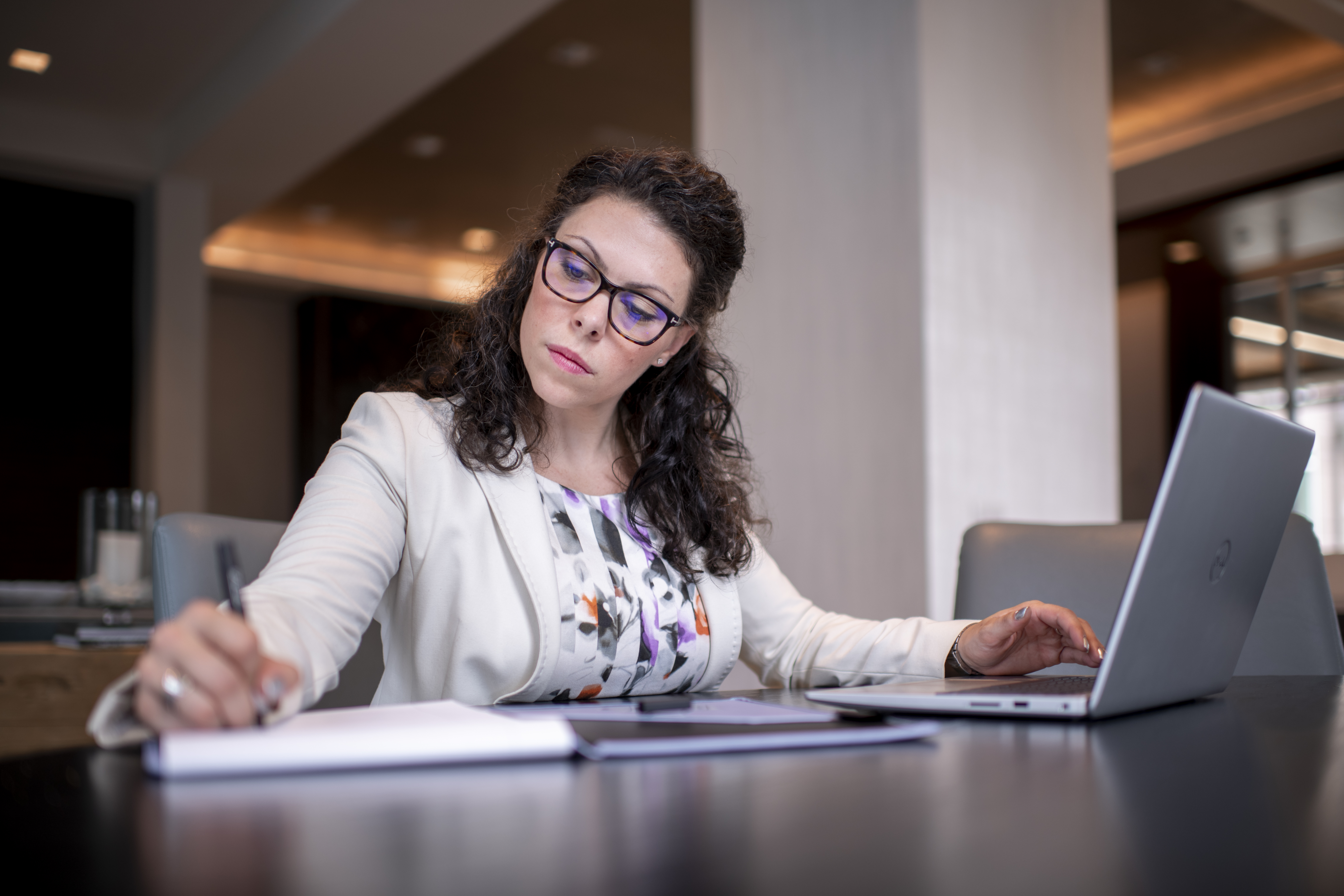 AbbeyMartinHeadshots 2020 54